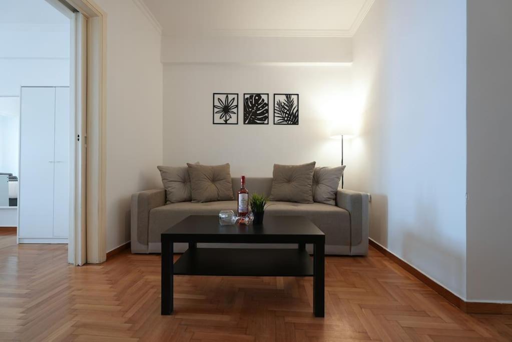 Syntagma Square, 70Sqm Pentelis Sunny Apartment Athens Exterior photo