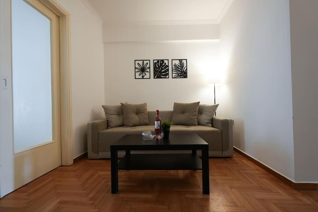 Syntagma Square, 70Sqm Pentelis Sunny Apartment Athens Exterior photo